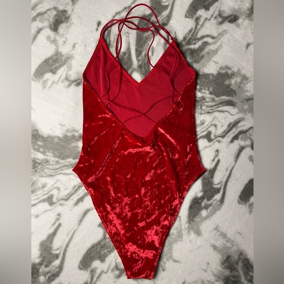H&M | Divided H&M | Red Velvet Bodysuit | Size: XS - Picture 5 of 8